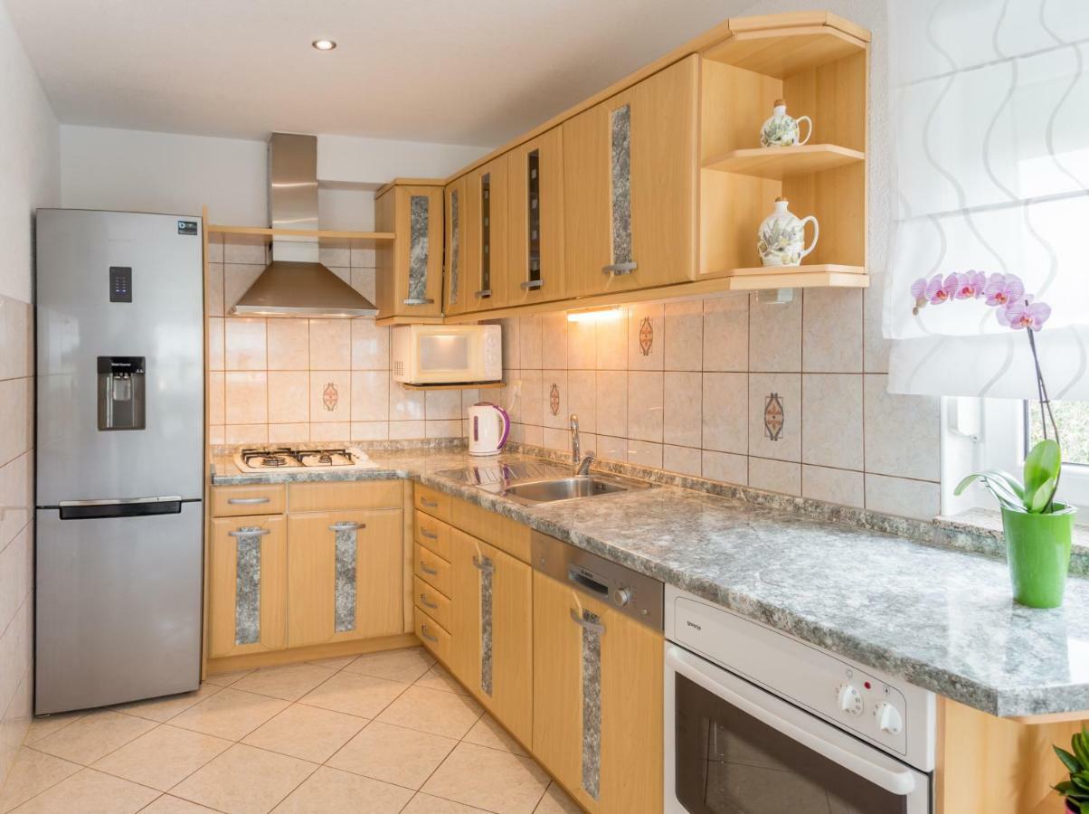 Apartments Contessa Novigrad  Exterior photo