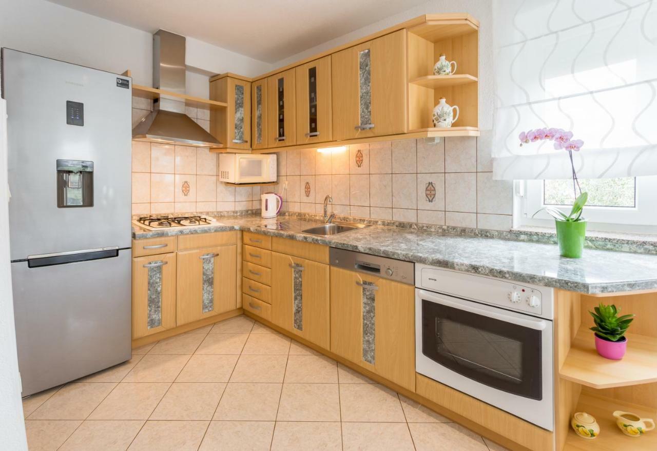Apartments Contessa Novigrad  Exterior photo